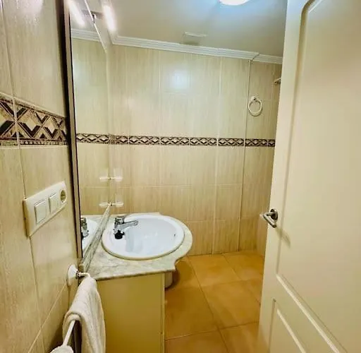 Punta Me Location Near The Les Marines Apartamento