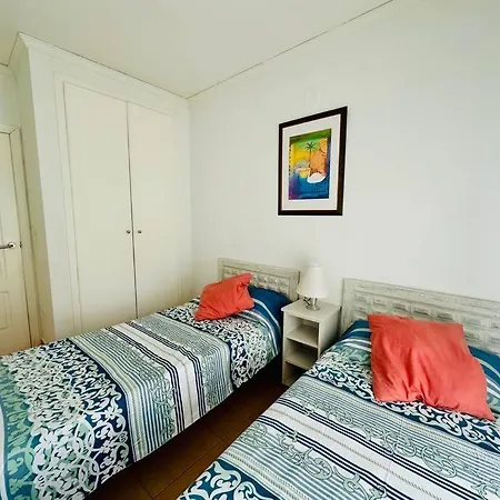 Punta Me Location Near The Les Marines Apartmán